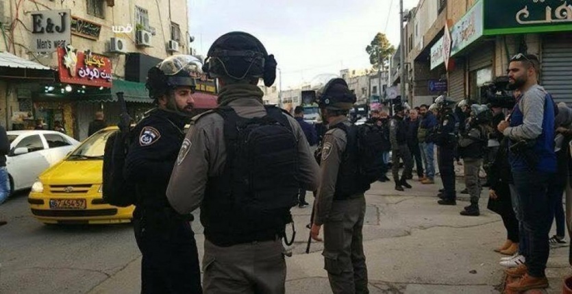 الاحتلال يعتقل شابين وطفلا من القدس المحتلة