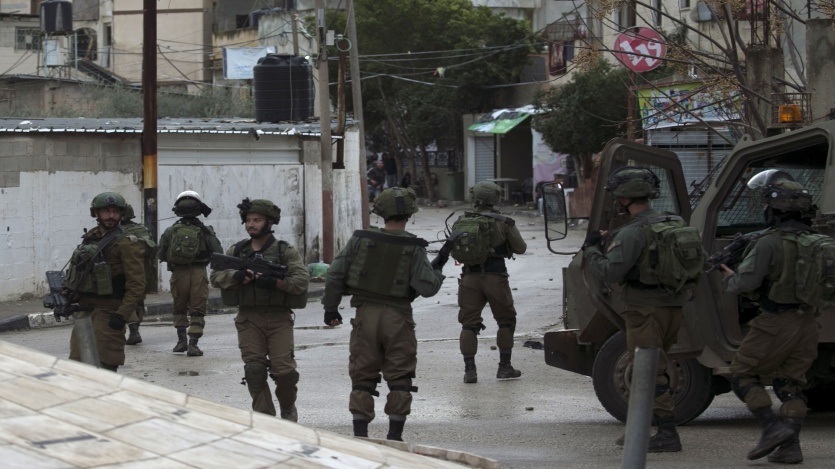  الاحتلال يشن حملة اعتقالات واسعة في القدس ومدن الضفة