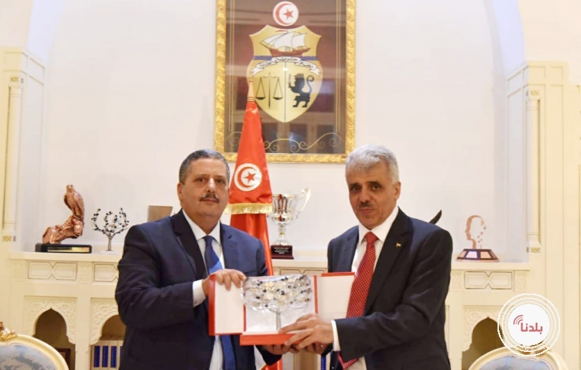 توضيحية 