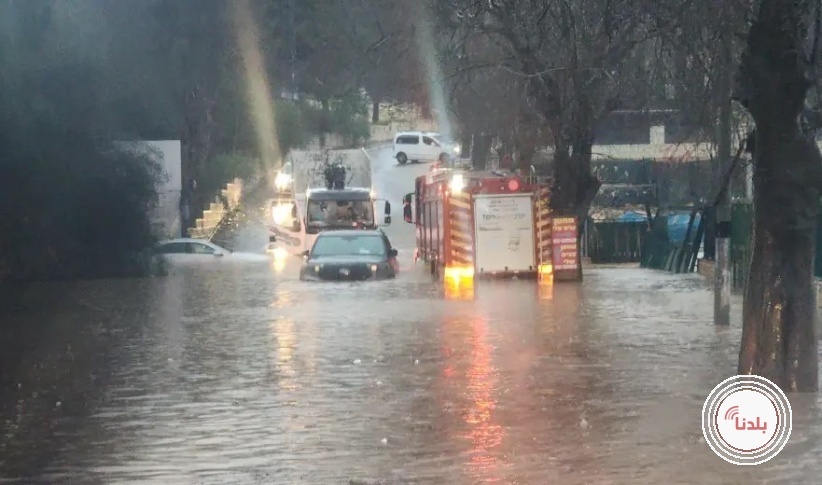 أجواء عاصفة وأمطار غزيرة تتحول إلى زخات متفرقة وتحسّن تدريجي