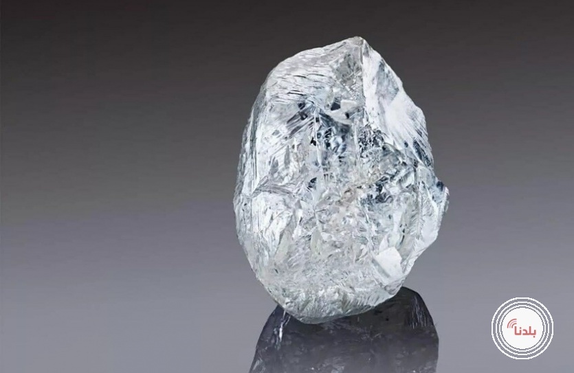 وفجأة سطع بريق أخاذ من أعماق منجم!