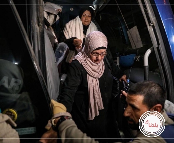 استئناف العمل بمعبر رفح و وصول اول دفعة عائدين بعد رحلة عذاب