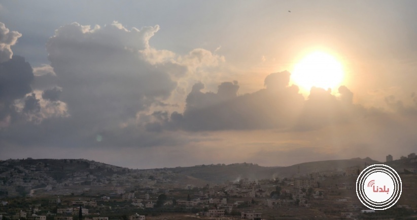 حالة الطقس: انخفاض على درجات الحرارة اليوم وغدا مع بقاء الأجواء مغبرة