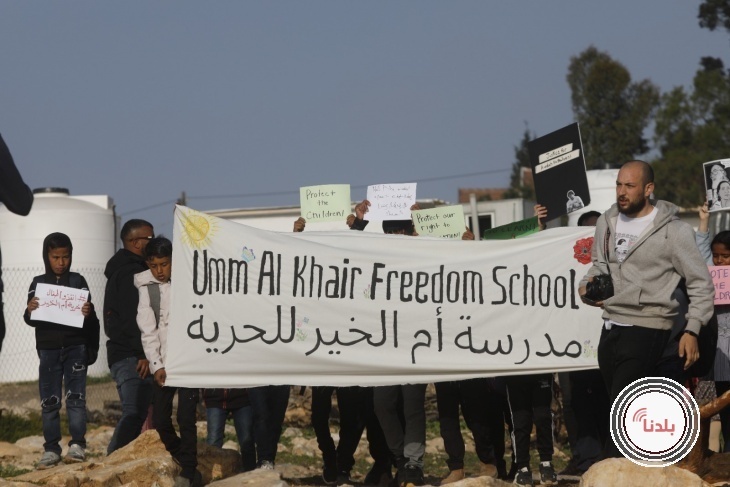 الاحتلال يطارد طلبة "أم الخير" ويمنعهم من الوصول لمدرستهم لليوم السابع