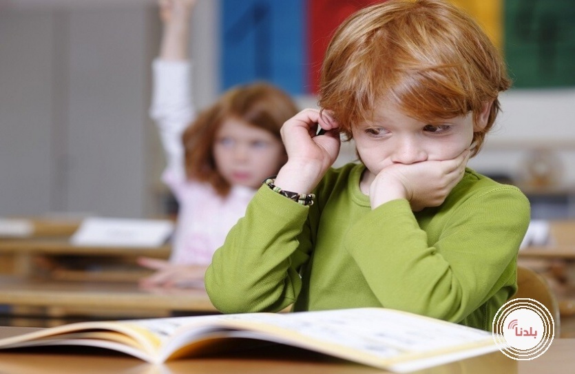 لماذا قد تضر مقارنة طفلك بالآخرين أكثر مما تفيده؟