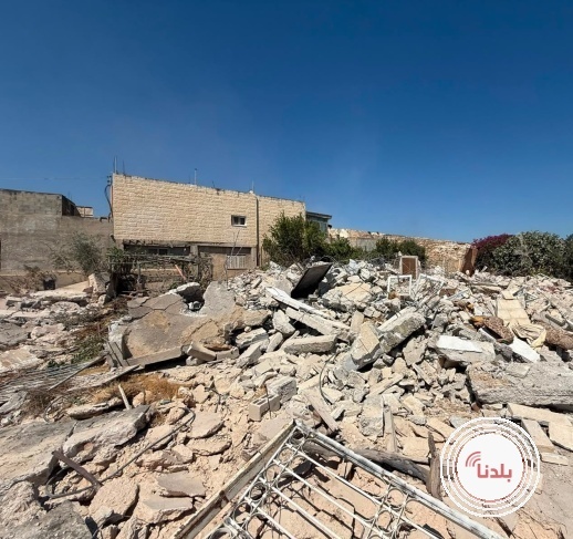 الاحتلال يهدم منزلا في الرام شمال القدس