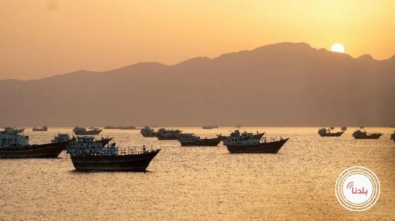 إيران تعلن قرب اتفاق مع عُمان على مسار بحري جديد عبر مضيق هرمز
