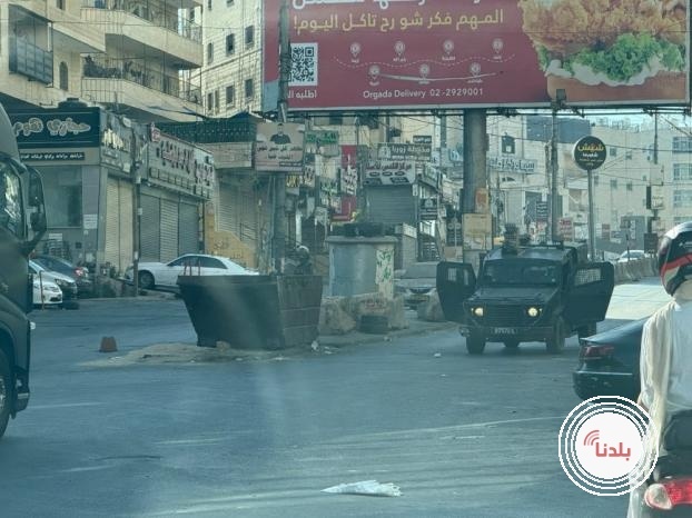 لليوم الثاني على التوالي.. الاحتلال يواصل عدوانه على مخيم قلنديا وسط عمليات دهم وتفتيش للمنازل