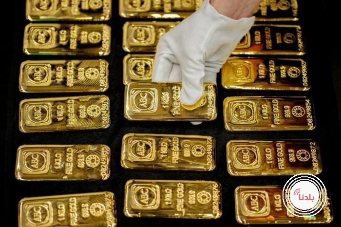 الذهب يرتفع مع تراجع توقعات رفع الفائدة الأمريكية