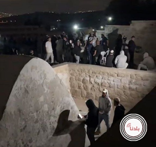 نابلس: المستوطنون يقتحمون مقامات إسلامية في عورتا