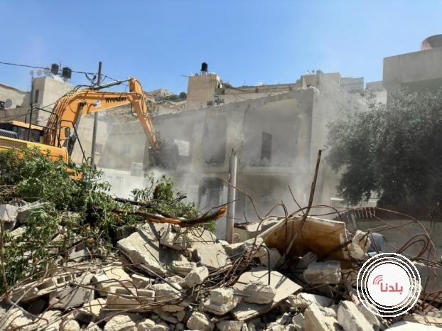 الاحتلال يهدم منزلين في بيت حنينا شمال القدس