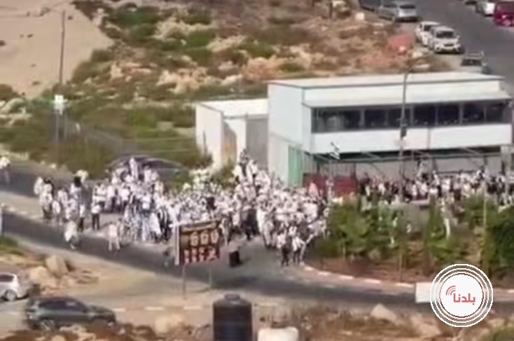 بعد إحراق منازل جالود.. إرهاب المستوطنين يمتد إلى بيتونيا برام الله بحماية الاحتلال